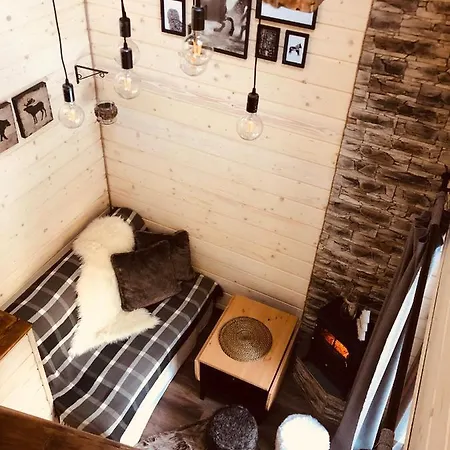 Pod Lasem Feriegård *