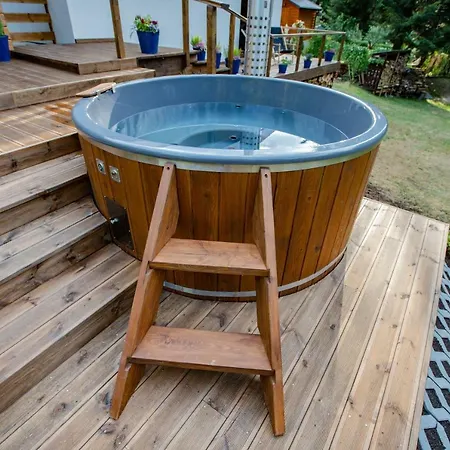 Pod Lasem Feriegård *